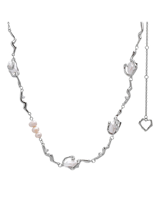 Irregular Pearl Stitching Heart Necklace