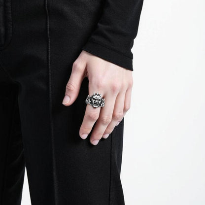 Roaring Man Ring